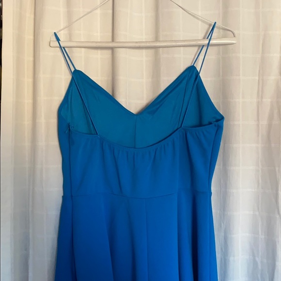 Sirens flare party dress - Picture 6 of 7